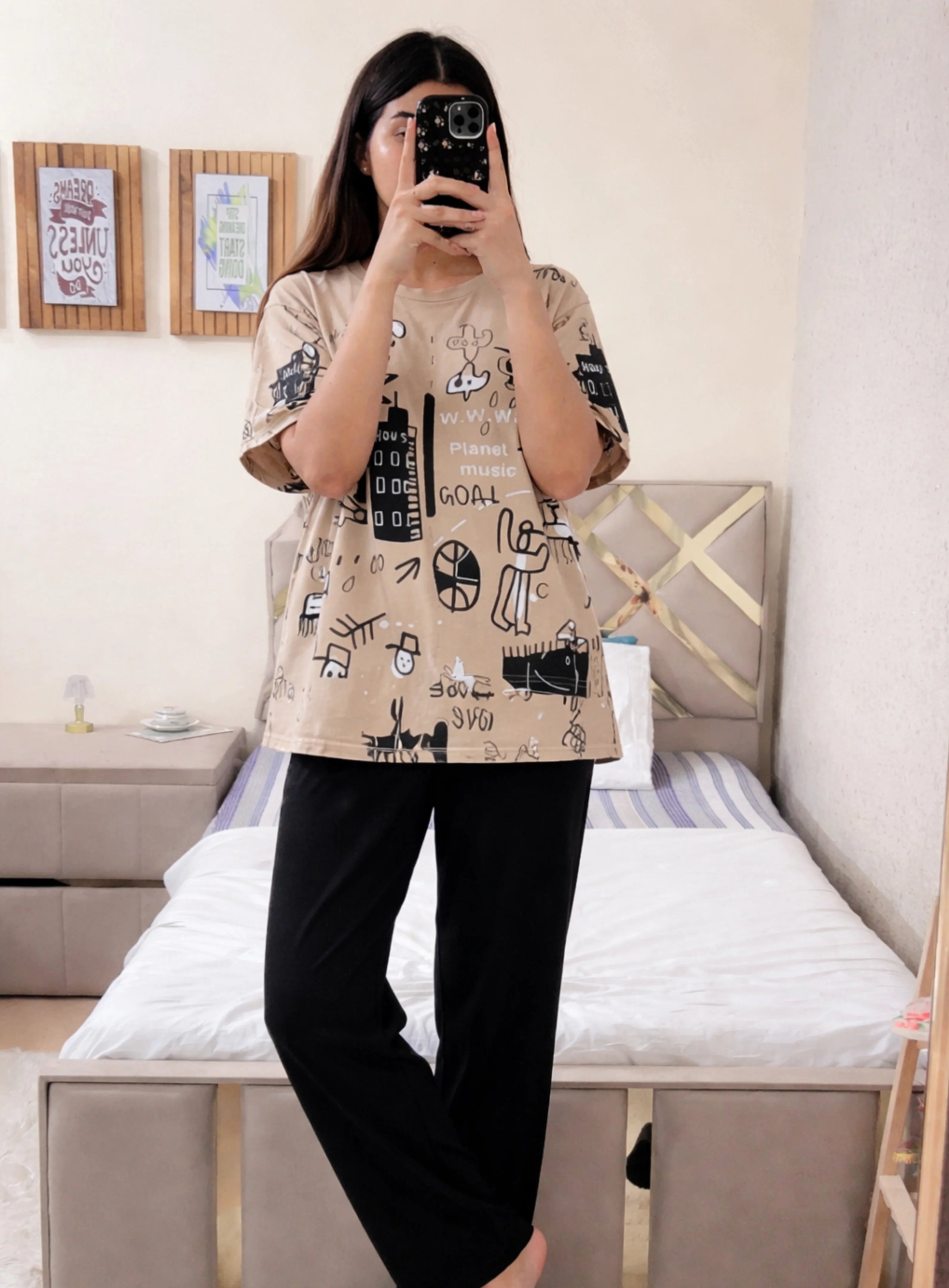 Planet Music With Black Pajama Printed Night Suit