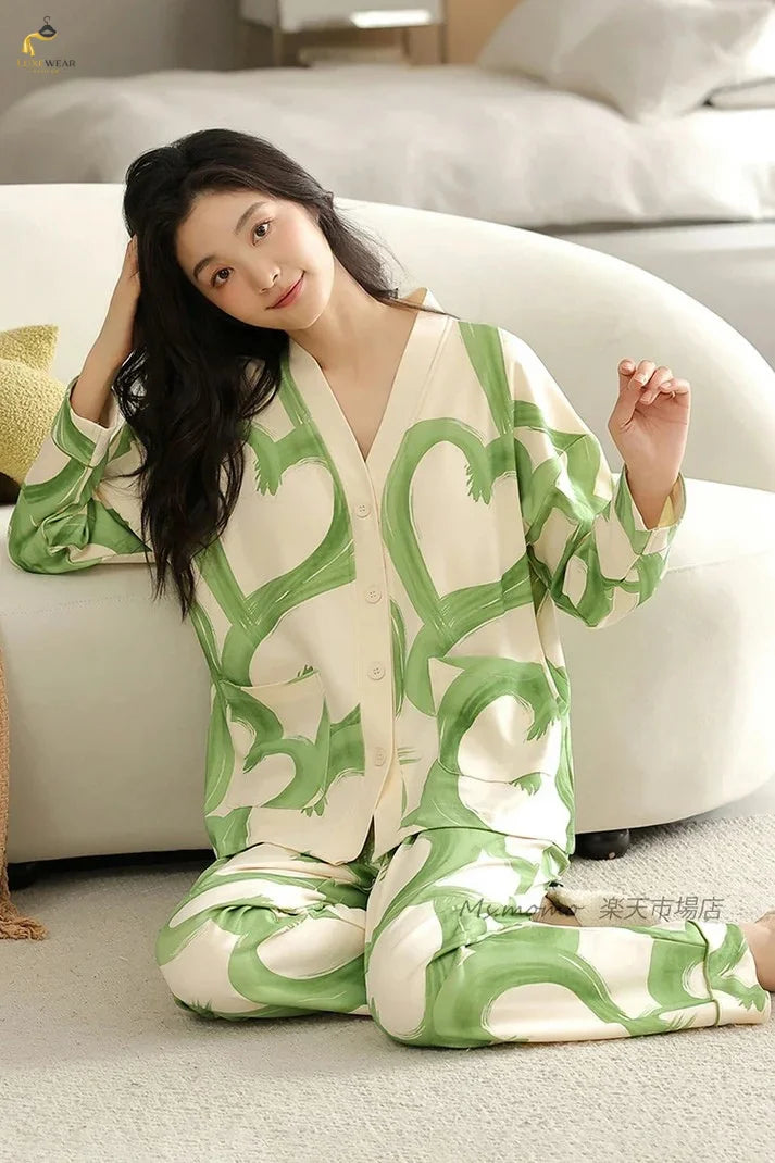 elegant Green Hearts Printed night suit for women daily wear sleepwear